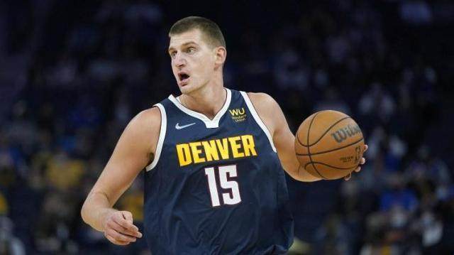 kaiyun体育平台-约基奇是科尔的头号难题 库里G1能否归来依旧未定