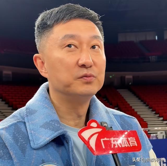 开云体育服务-杜锋:球队起伏很正常,崔永熙有一年多没打球恢复需要循序渐进